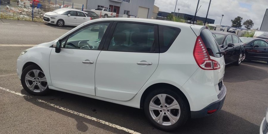 Renault Mégane SCENIC III 2.0DCI 150DYNAMIQUE