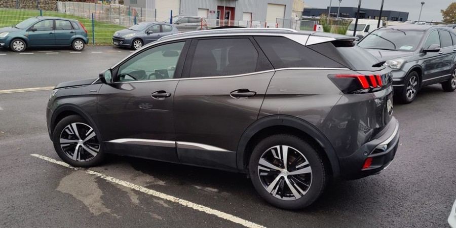 Peugeot 3008 II 1.6THP 165CV / GT LINE S&S EAT6