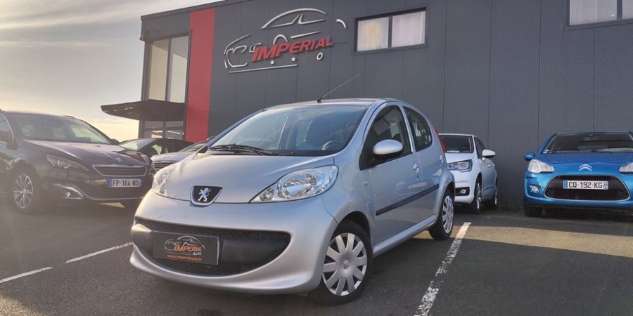 Peugeot 107 1.0L 70 / URBAN MOVE