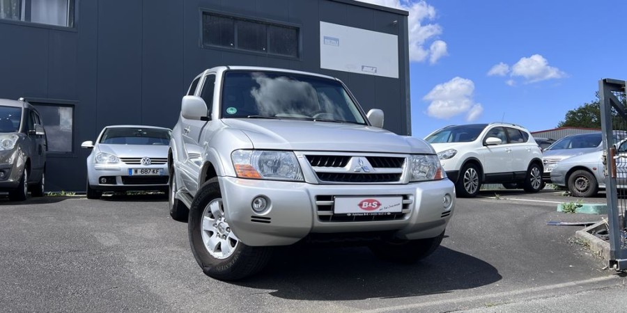 Mitsubishi Pajero 3.2L 165 CV