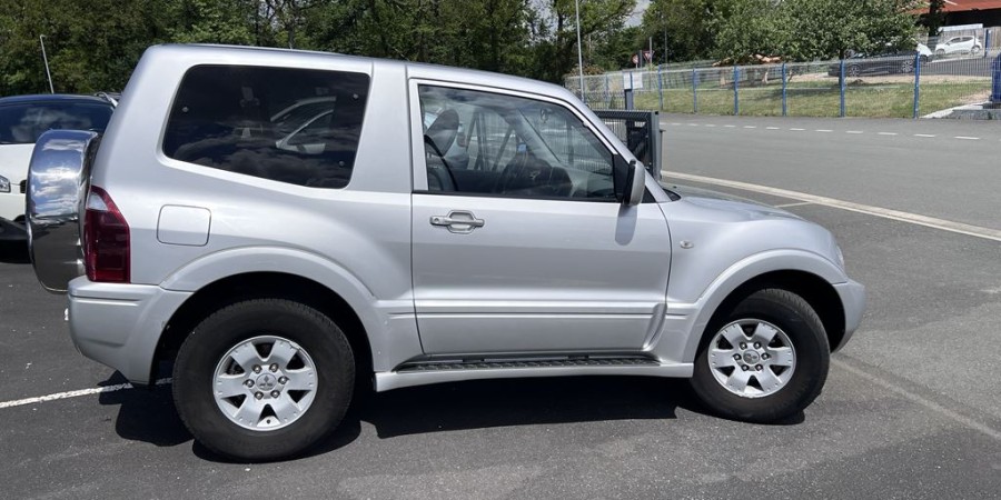 Mitsubishi Pajero 3.2L 165 CV