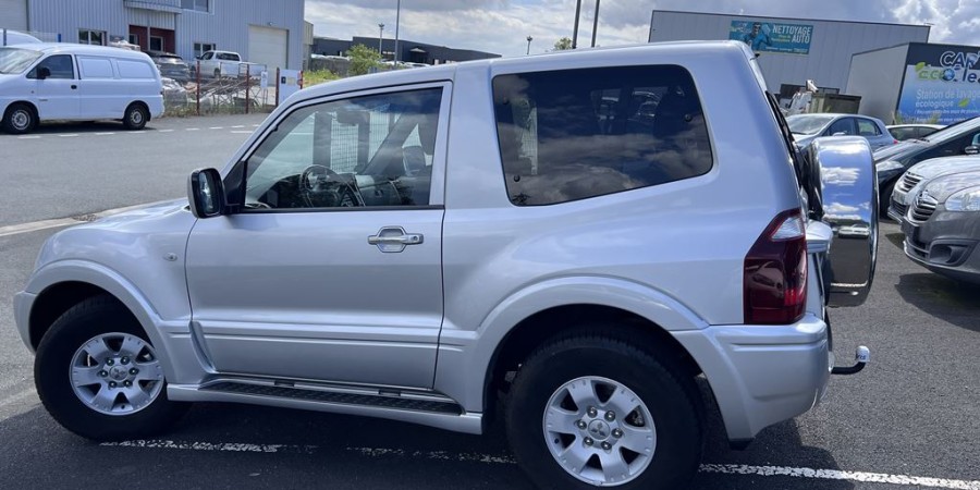 Mitsubishi Pajero 3.2L 165 CV