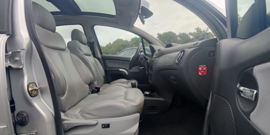 Citroën C3 EXCLUSIVE SENSODRIVE 1.6L 110CV