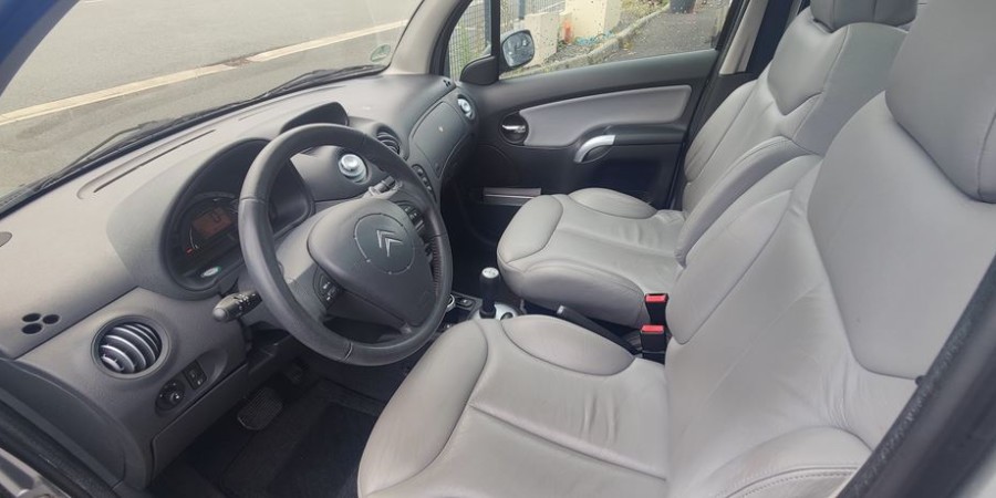 Citroën C3 EXCLUSIVE SENSODRIVE 1.6L 110CV