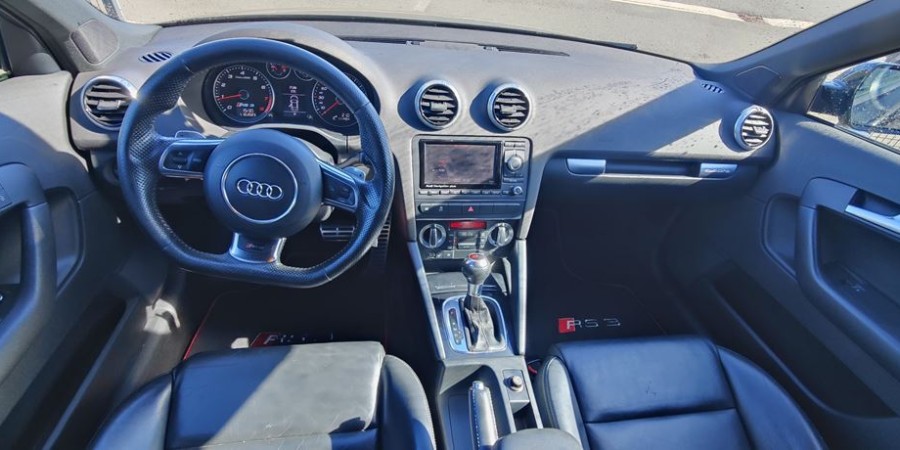 Audi RS3 8P / S-TRONIC 7 Sportback 2.5 TFSI 340 CV KW V3