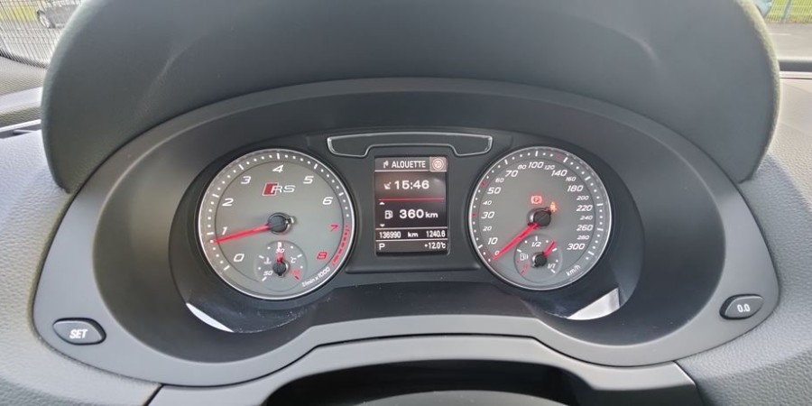 Audi RS Q3 2.5TFSI 340 S-TRONIC