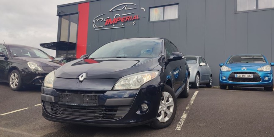 Renault Mégane III EXPRESSION 1.6 16V 100 CV