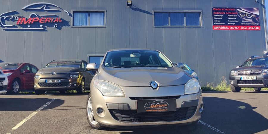 Renault Mégane III 1.9 DCI 130 CV / DYNAMIQUE 5P