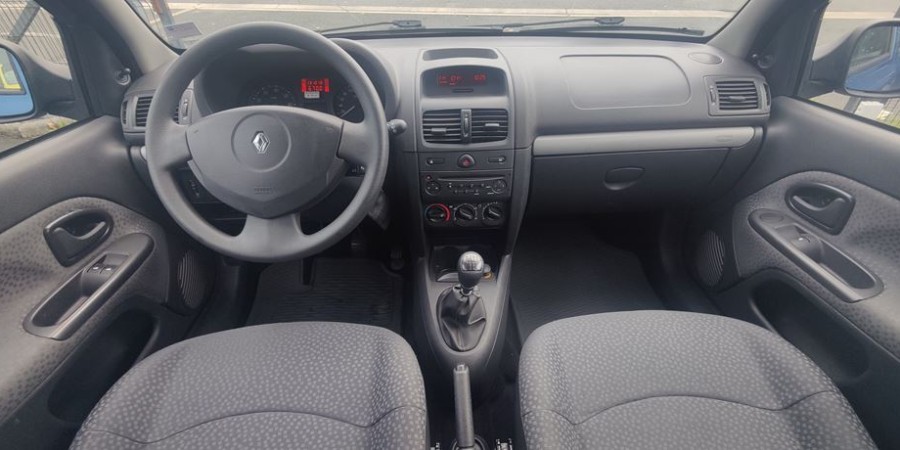 Renault Clio II CAMPUS 1.2 16V 75 CV / AUTHENTIQUE