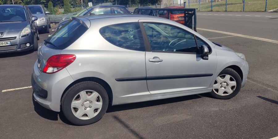 Peugeot 207 PHASE 2 1.6 HDI 90 CV / BLUE LION PREM