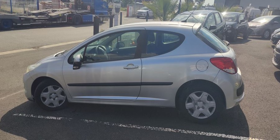 Peugeot 207 PHASE 2 1.6 HDI 90 CV / BLUE LION PREM