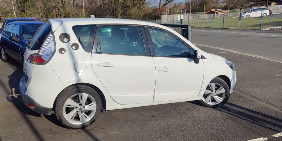 Renault Mégane SCENIC III PHASE 2 1.5 DCI 110 / DYNAMIQUE