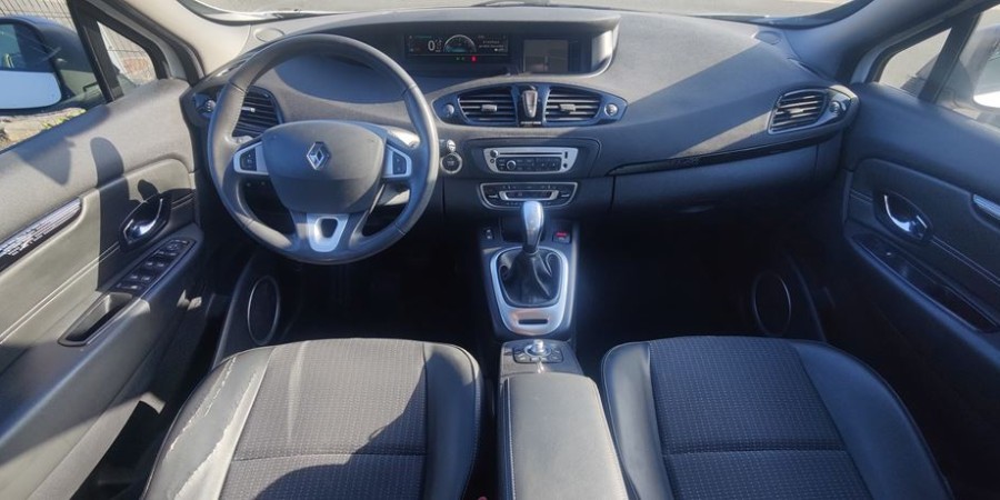 Renault Mégane SCENIC III PHASE 2 1.5 DCI 110 / DYNAMIQUE